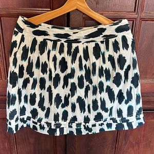 Ann Taylor Loft leopard print skirt. Sz 6